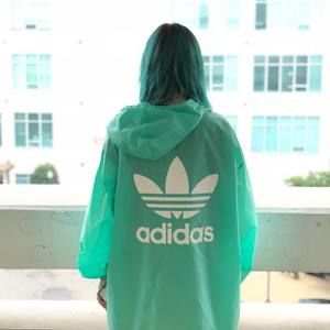 Meet your Posher, Meitong